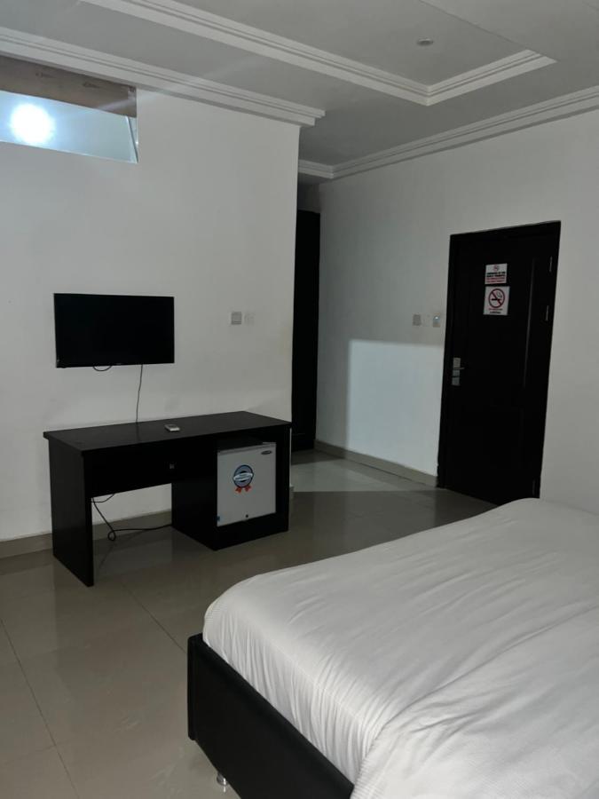 Grand Palazzo Hotel Gwarimpa Abuja Exterior foto