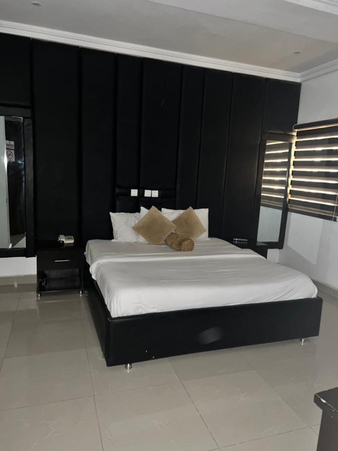 Grand Palazzo Hotel Gwarimpa Abuja Exterior foto